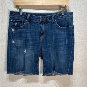 Jennifer Lopez Women's Size 8 Blue Denim Distressed‎ Bermuda Jean Shorts